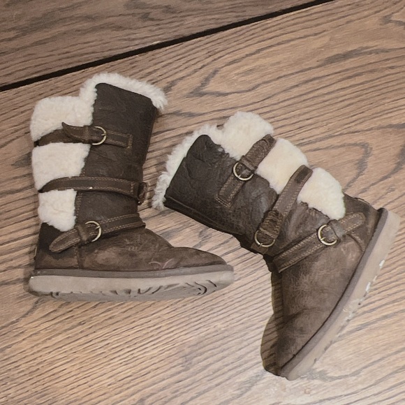 UGG Australia Becket buckle Winter Boot - kids - Picture 1 of 3